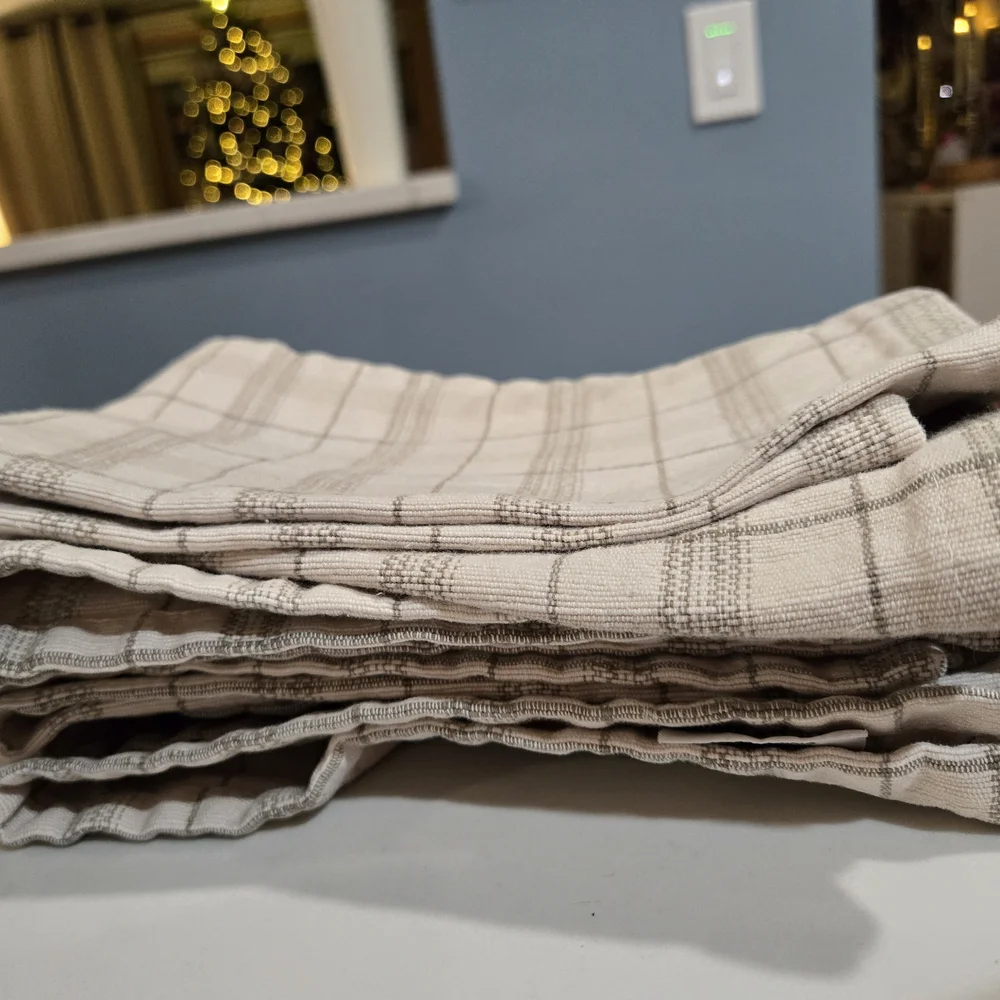 S/6 Crate & Barrel Cassidy Check 100% Cotton Placemat neutral plaid greige White